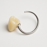 Aesthetic clasp